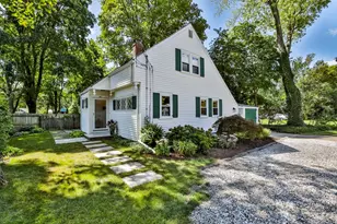 381 Willow St, Mansfield, MA 02048 - Photo 1