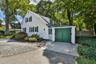 381 Willow St, Mansfield, MA 02048 - Photo 2