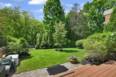 131 Perkins #131, Boston, MA 02130 - Photo 18