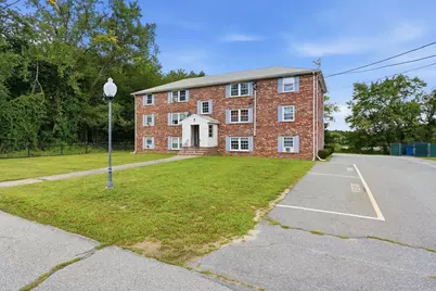 23 Frank St #6, Dracut, MA 01826 - Photo 2