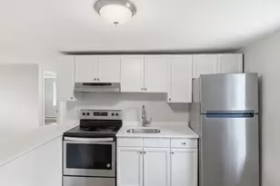 23 Frank St, Dracut, MA 01826 - Photo 6