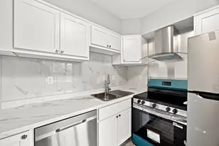 101 Mulberry St, Springfield, MA 01105 - Photo 4