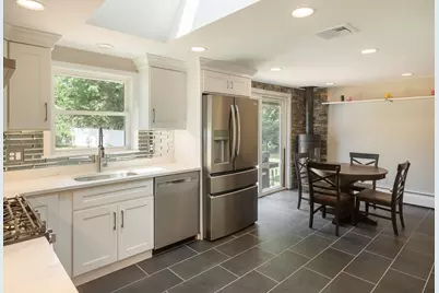 64 Chestnut St, Foxboro, MA 02035 - Photo 8