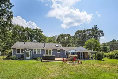 64 Chestnut St, Foxboro, MA 02035 - Photo 20