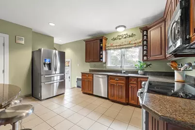 820 Beaver St, Waltham, MA 02452 - Photo 10
