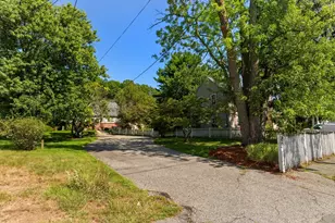 42 Thistle St, Lynn, MA 01905 - Photo 4