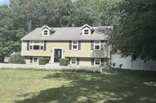 258 State St, Hanson, MA 02341 - Photo 1