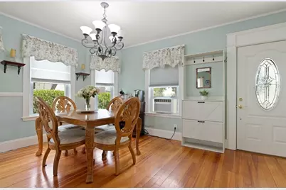 8 Palmer Ave, Saugus, MA 01906 - Photo 14