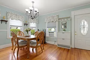 8 Palmer Ave, Saugus, MA 01906 - Photo 14