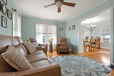 8 Palmer Ave, Saugus, MA 01906 - Photo 8