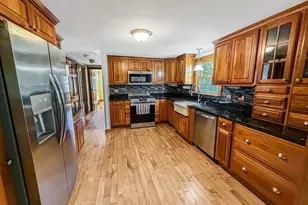 36 Colby Dr, Halifax, MA 02338 - Photo 6