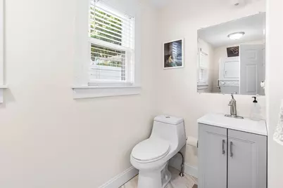 15 S Flagg St, Worcester, MA 01602 - Photo 8