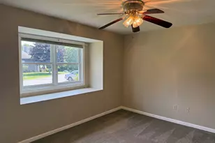 37 Harbor Hill Dr, Bourne, MA 02532 - Photo 8