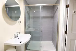11 Albemarle St, Boston, MA 02115 - Photo 10
