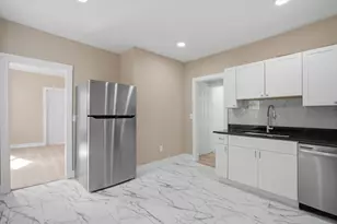 35-37 Ozark St, Springfield, MA 01108 - Photo 8