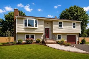 128 Evergreen Dr, Swansea, MA 02777 - Photo 1