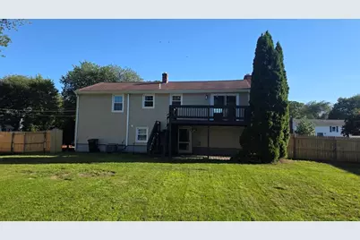 128 Evergreen Dr, Swansea, MA 02777 - Photo 12