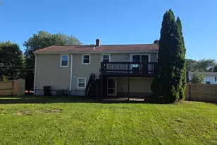 128 Evergreen Dr, Swansea, MA 02777 - Photo 12
