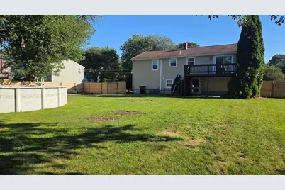 128 Evergreen Dr, Swansea, MA 02777 - Photo 10