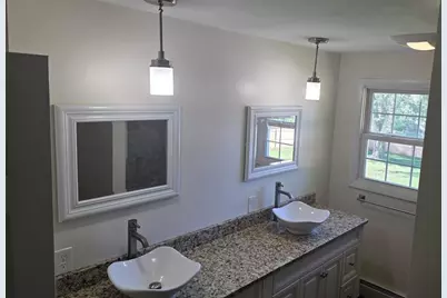 128 Evergreen Dr, Swansea, MA 02777 - Photo 20