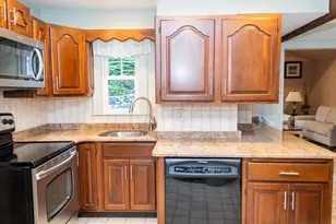 204 Beech Ave, Melrose, MA 02176 - Photo 16