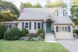 204 Beech Ave, Melrose, MA 02176 - Photo 2