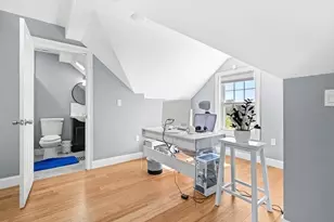 3 Burnham St, Revere, MA 02151 - Photo 20