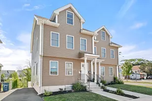 3 Burnham St, Revere, MA 02151 - Photo 2