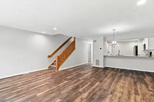 78 Pointe Rok Dr, Worcester, MA 01604 - Photo 4