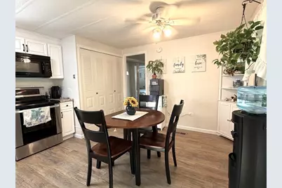 39 First Ave, Westfield, MA 01085 - Photo 22