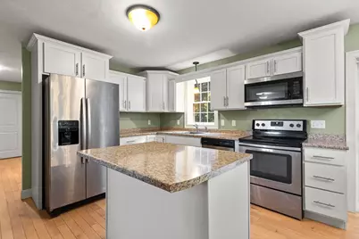 9 Shamrock Ln, Lakeville, MA 02347 - Photo 2