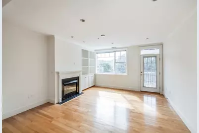 122 Johnson Woods Dr #103, Reading, MA 01867 - Photo 2