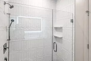 85 Myrtle St, Quincy, MA 02171 - Photo 14