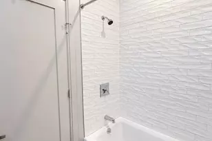 85 Myrtle St, Quincy, MA 02171 - Photo 8