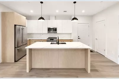85 Myrtle St #107, Quincy, MA 02171 - Photo 4