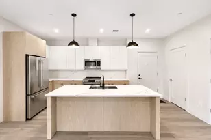 85 Myrtle St, Quincy, MA 02171 - Photo 4