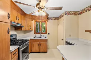 8 Wheeler Rd, Westborough, MA 01581 - Photo 14