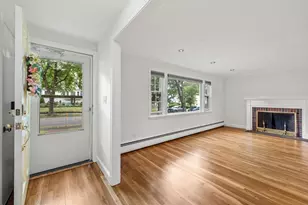 61 Elm St, Milton, MA 02186 - Photo 6