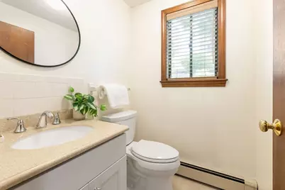 58 Albemarle Rd, Waltham, MA 02452 - Photo 10