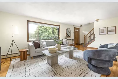58 Albemarle Rd, Waltham, MA 02452 - Photo 2