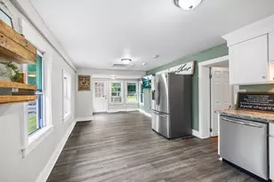 38 Lynnbrook Ave, Taunton, MA 02780 - Photo 4