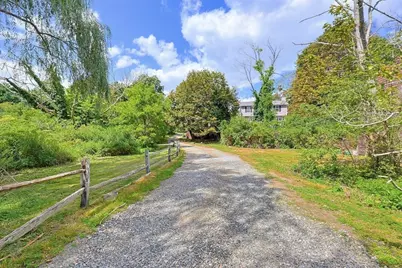 20 Marble Street, Gloucester, MA 01930 - Photo 32