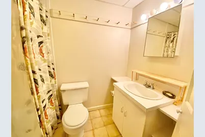 187 North St #8, Boston, MA 02113 - Photo 10