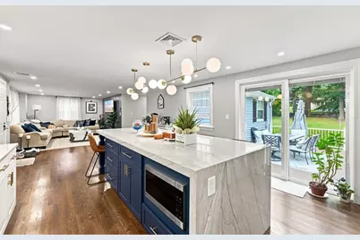 161 Summer St, Danvers, MA 01923 - Photo 10