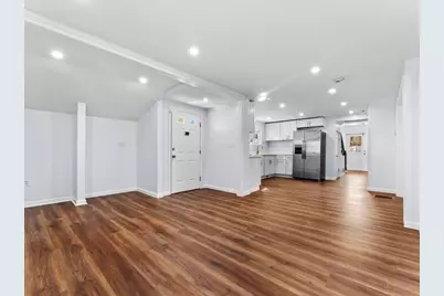 29 Orchard St, Southbridge, MA 01550 - Photo 8