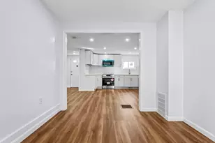 29 Orchard St, Southbridge, MA 01550 - Photo 10