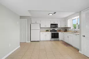 13 Brandee Ln, Methuen, MA 01844 - Photo 6
