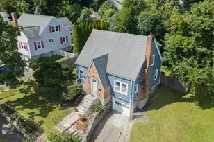 4 Maxdale Rd, Worcester, MA 01602 - Photo 2