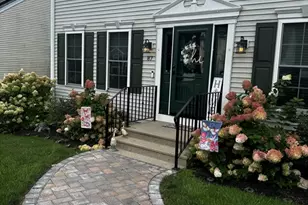 87 Photine Dr, Lowell, MA 01854 - Photo 2
