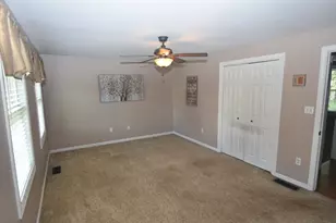 87 Photine Dr, Lowell, MA 01854 - Photo 22